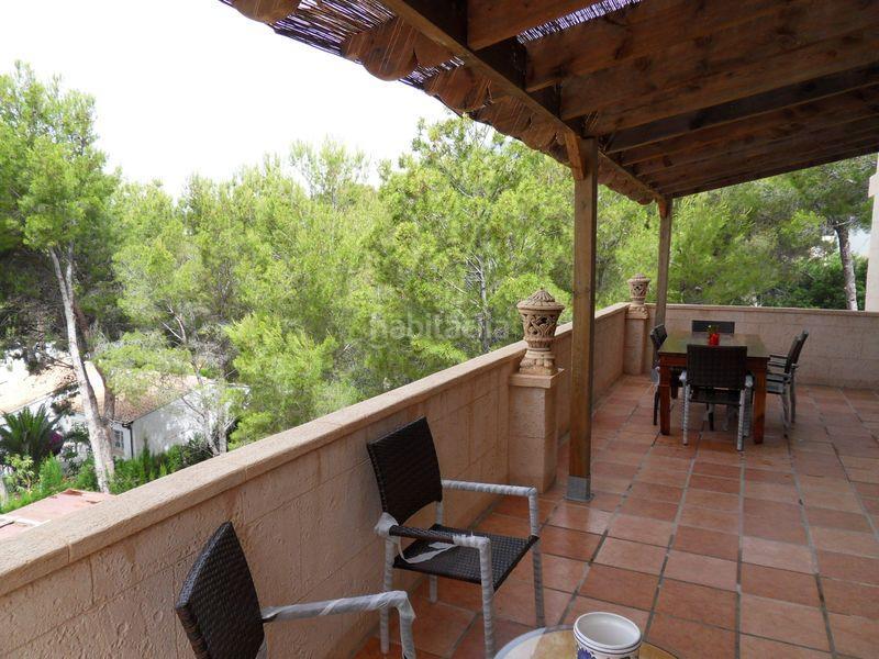 Foto 6087dc99-c7ff-484d-bd95-c7b5178602bc. Maison avec parking dans Altea la vella Altea