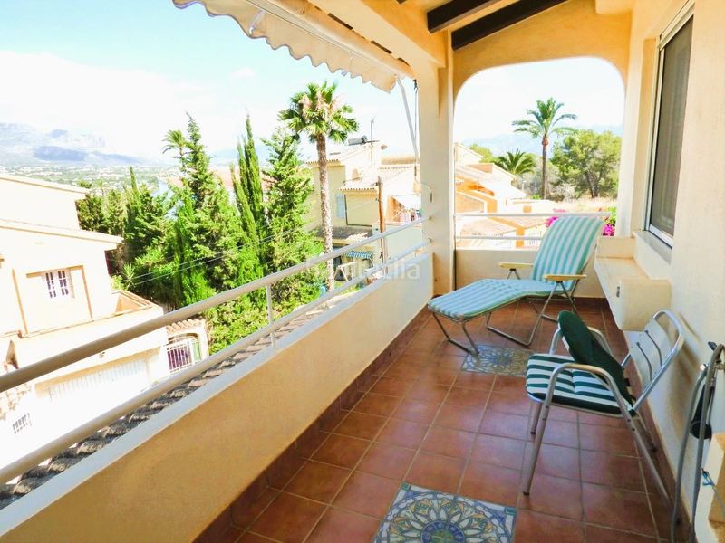 Foto 95bdd4e8-6089-4e10-9185-914ff28f7d3c. Casa adossada amb aparcament a Playa Levante Benidorm