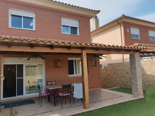 Casa adosada  Carrer moscú 79. Chalet adosado en venta en cambrils
