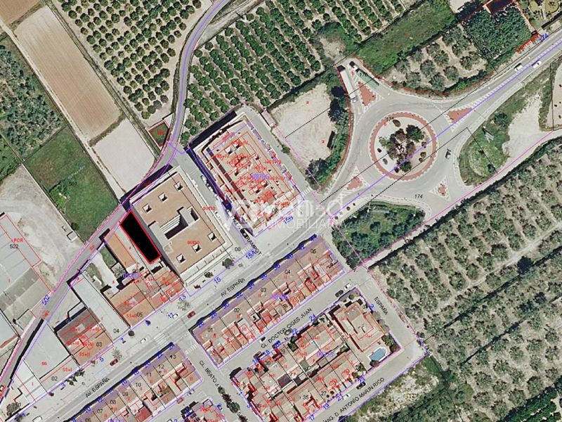 Foto 643b3450-5009-4e47-a37b-e30a8a6b60d3. Finca rústica a avenida españa 13 a Enguera