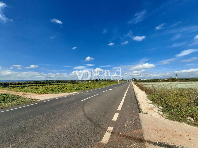 Foto 9f2e2816-bd3e-42cd-bda7-c972d16eb625. Finca rústica a poligono 5 543-542 a Anna