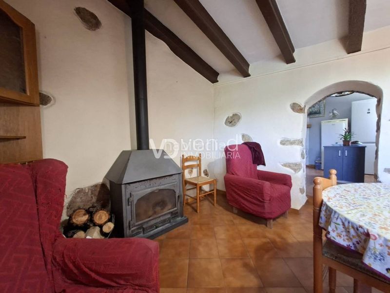 Foto 2332c9c1-43e2-40a5-8b24-9cc1ba639f9a. Masia a poligono 7 107 a Enguera