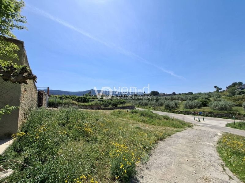 Foto fbbb4df6-a9f7-4460-9ab2-3c47f8a31a03. Masia a poligono 7 107 a Enguera