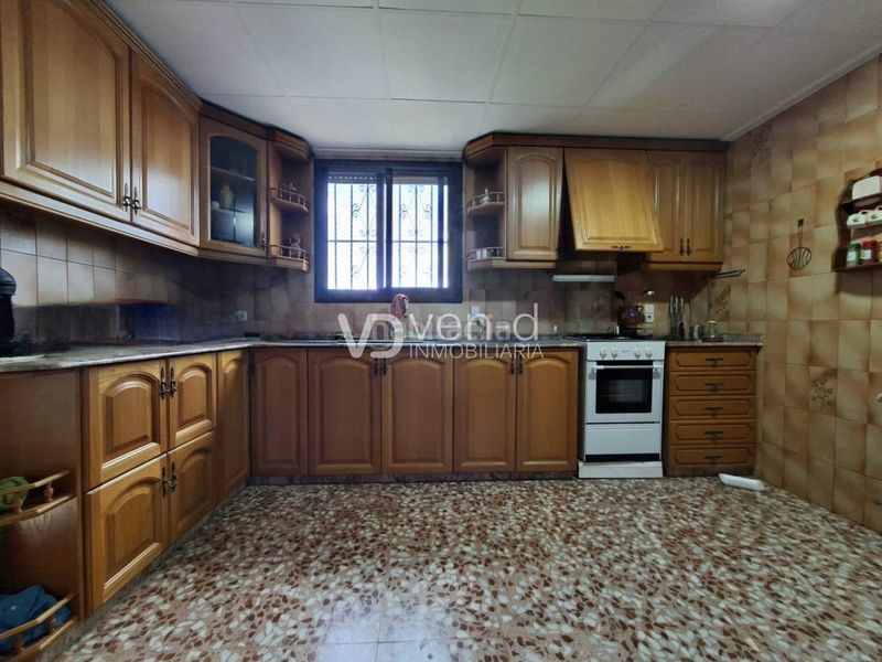 Foto c0f052eb-f78e-4030-b99f-045e0ebed106. Casa a poligono 7 64 a Enguera