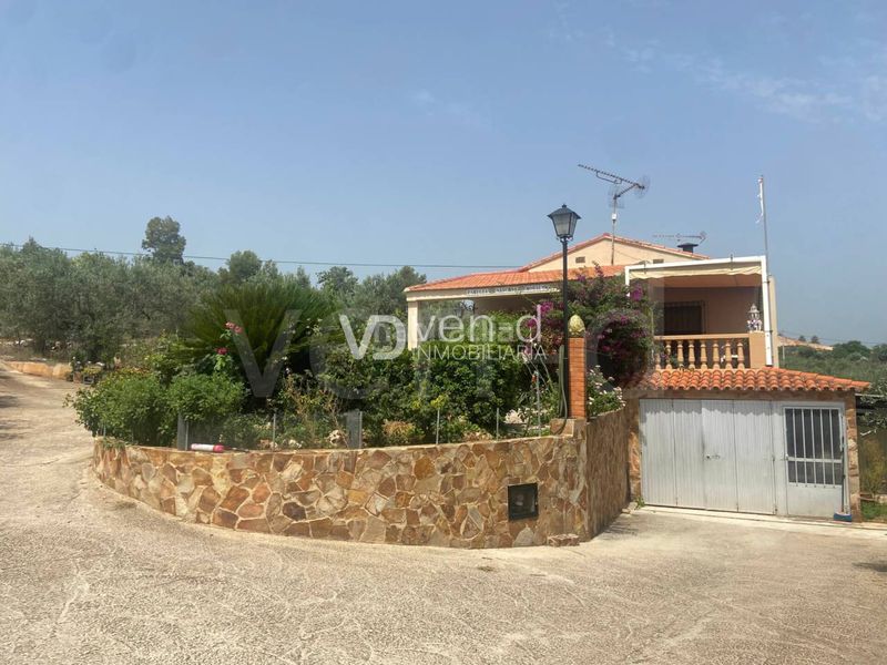 Foto 19dd8bbb-3614-44e2-a6c4-b20c04eaa71a. Casa chalet en Enguera