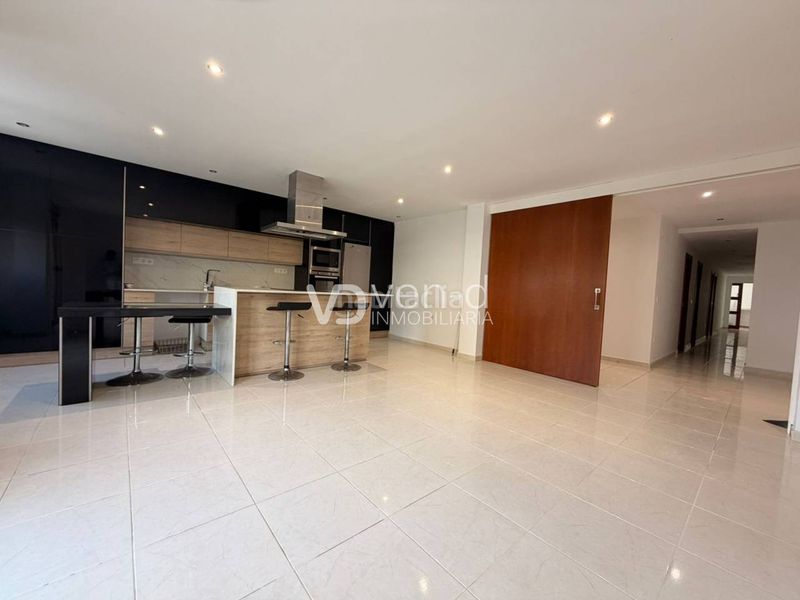 Foto 63d18203-f251-4ab7-82be-2253a696617d. Piso en avenida constitución 40 piso con terraza en Enguera