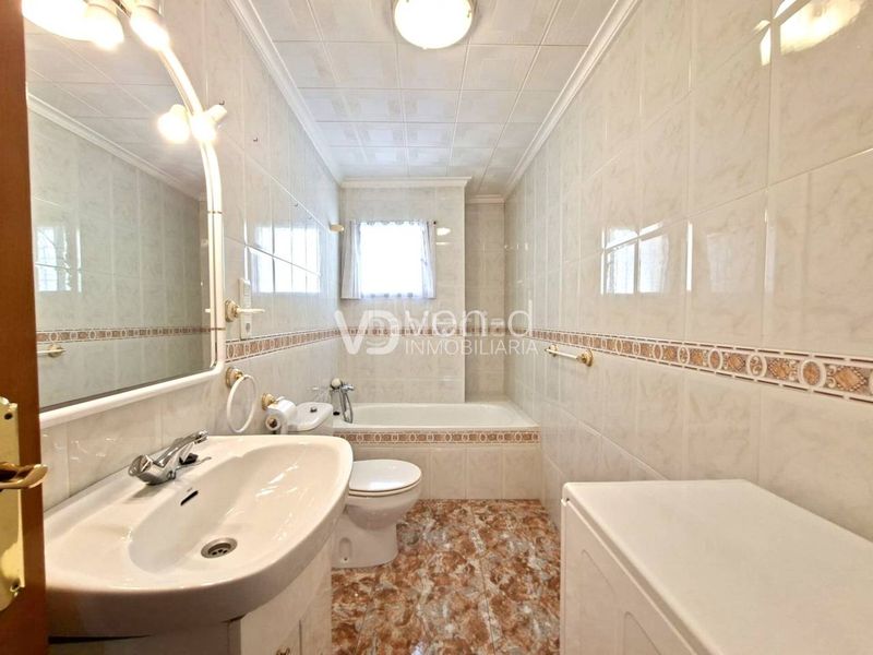 Foto 9223725d-bd39-4135-b13b-4bc0e472914a. Casa a calle moncada 5 a Enguera