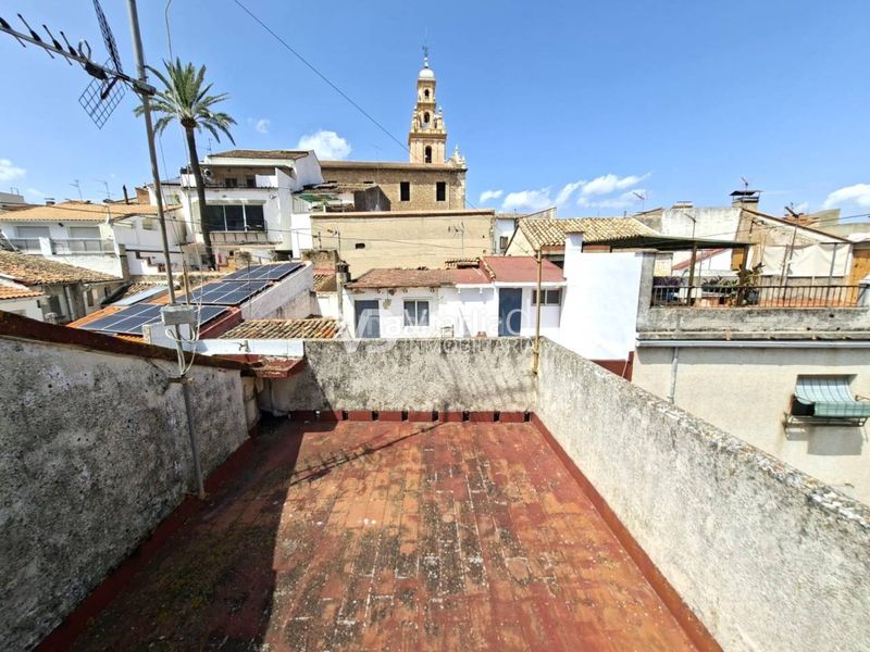 Foto e018400a-c6c8-4fa7-8089-4e43e11ea0ad. Casa a calle moncada 5 a Enguera