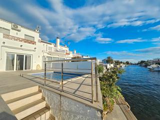 Casa a Francolí - Freser - Noguera. Casa de pescador en venta en empuriabrava