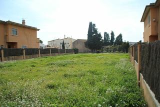 Terreny residencial a Vila-sacra. Oportunidad de parcela en vilasacra figueres