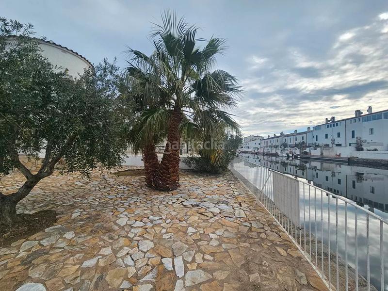 Foto 405c9dcc-5bcf-4bbb-8023-fb8fd216dafd. Casa  en venta al canal ancho en Segre - Ebre - Ter Empuriabrava