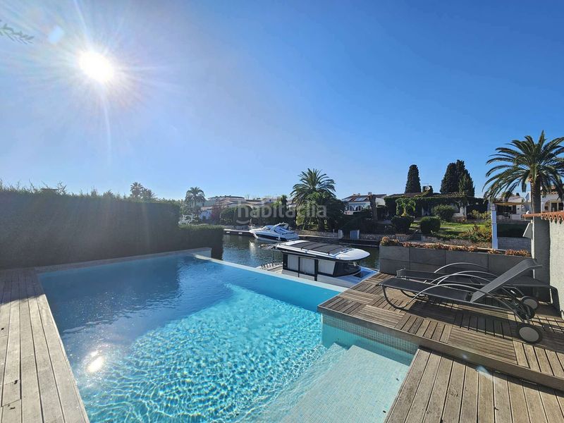 Foto 0d0327f2-2a04-4064-bca8-71ffd8c1f1be. Casa amb calefacció piscina a Francolí - Freser - Noguera Empuriabrava