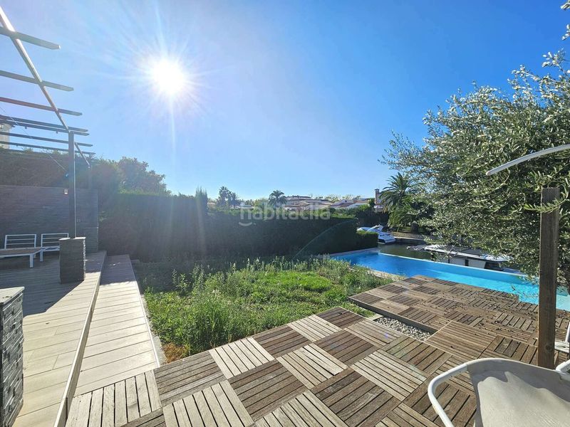 Foto e026162f-aa72-4dd5-8fea-a57ba31a319d. Casa amb calefacció piscina a Francolí - Freser - Noguera Empuriabrava