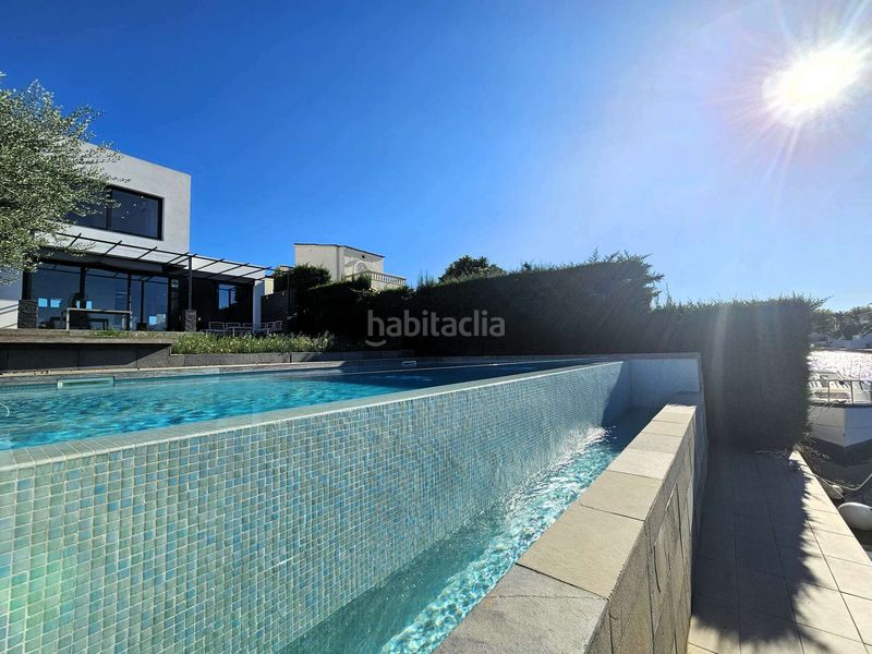Foto fbc6729e-68b1-4bab-8862-e357337debc2. Casa amb calefacció piscina a Francolí - Freser - Noguera Empuriabrava