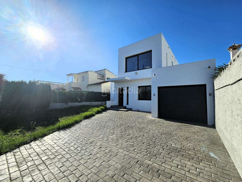 Foto fc257585-b3f1-453b-97b1-e1b779a047da. Casa amb calefacció piscina a Francolí - Freser - Noguera Empuriabrava