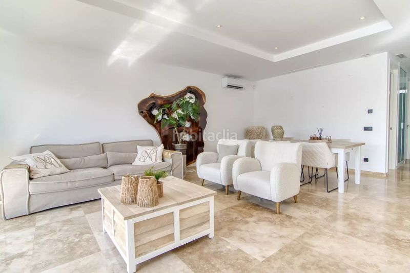 Foto c9e6495f-ade2-4293-8486-2a3e26aeb9b2. Casa amb calefacció aparcament piscina a Moxó - Sant Mori Empuriabrava
