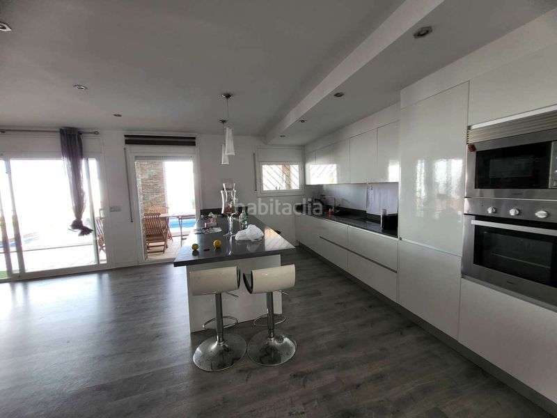 Foto 56bbbd54-6e9e-4df0-b539-f25c7c3829d9. Casa  en venta con garaje para barco en Tordera - Fluvià - Llobregat Empuriabrava