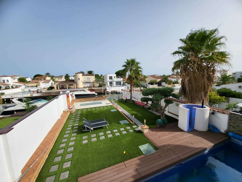 Foto 89013c88-378d-41a9-8324-1e6203a52362. Casa  en venta con garaje para barco en Tordera - Fluvià - Llobregat Empuriabrava
