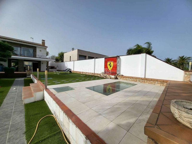 Foto b1ecde85-9704-4287-ab25-0e9358987181. Casa  en venta con garaje para barco en Tordera - Fluvià - Llobregat Empuriabrava