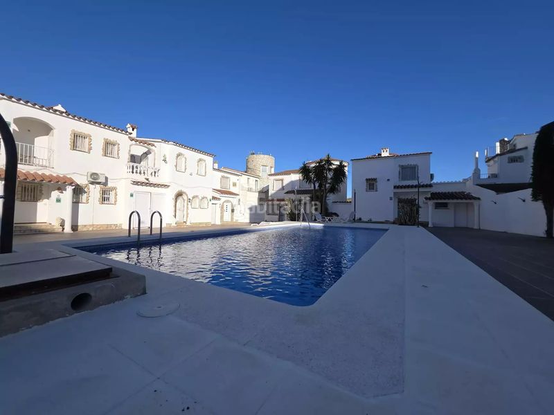 Foto af434fb5-b816-4479-b423-c5bc30dc9c09. Casa amb calefacció aparcament a Francolí - Freser - Noguera Empuriabrava