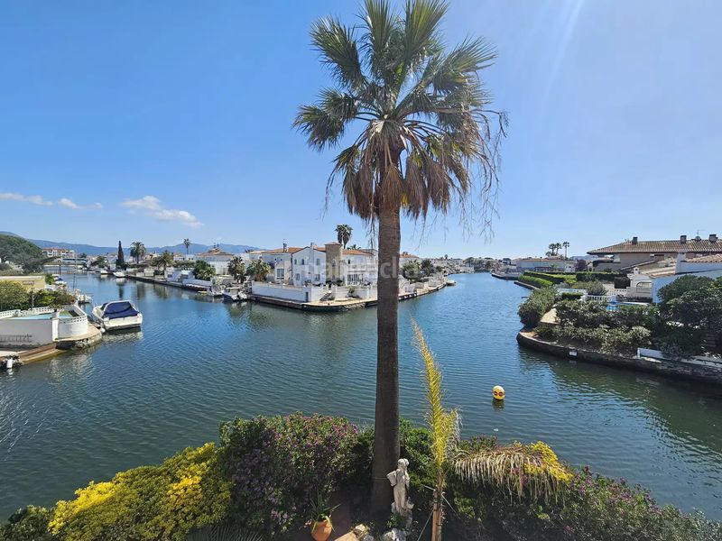 Foto ddd68fef-3074-4d81-8050-1f148cd07b68. Casa amb calefacció aparcament a Francolí - Freser - Noguera Empuriabrava