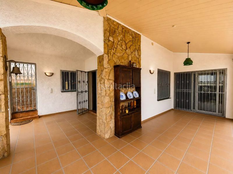 Foto cc5086fe-5b9b-4c8f-b92f-fa75897dde93. Casa amb aparcament a Carlit - Montseny Empuriabrava