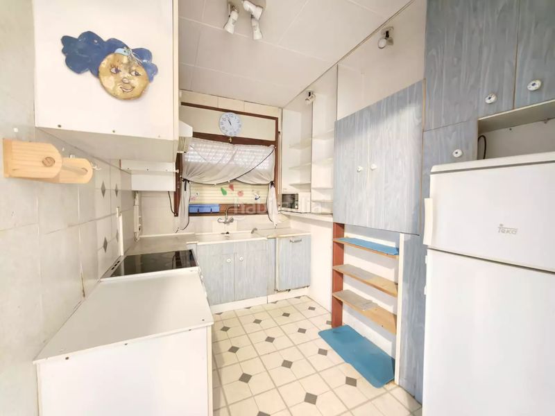Foto 8e41b734-6ddf-42d8-ac14-f525b5c9c79f. Casa amb aparcament a Requesens Empuriabrava