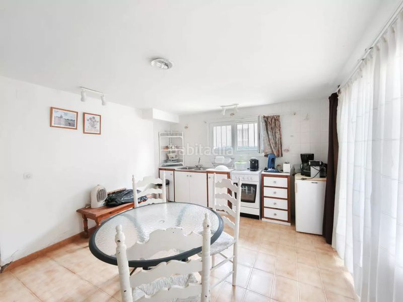 Foto 3b54a60a-a7d2-4ec0-b802-5536165e526a. Casa amb calefacció aparcament piscina a Requesens Empuriabrava