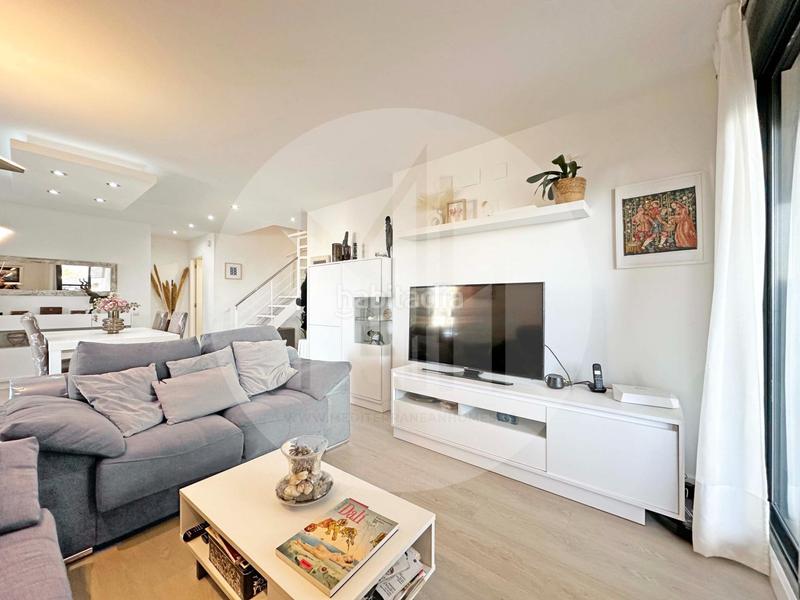 Foto 0ef4796d-9d5f-4c6f-8e06-5e9574532b84. Àtic amb calefacció aparcament piscina a Canet d´en Berenguer