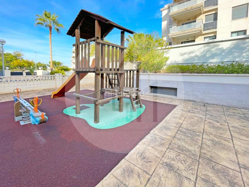 Foto fd734b4d-45a8-43eb-a10c-cccf96997314. Àtic amb calefacció aparcament piscina a Canet d´en Berenguer