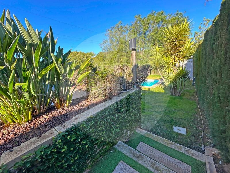 Foto 18ef22f5-bfb6-4270-9cc7-b54f255573da. Chalet with heating parking pool in Alfinach - Monasterios Puçol