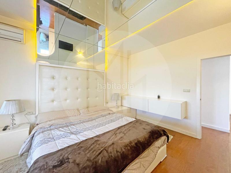 Foto 4e3d6025-d543-474e-82b1-1b468d42d87c. Xalet amb calefacció aparcament piscina a Entrepinos Eliana (l´)