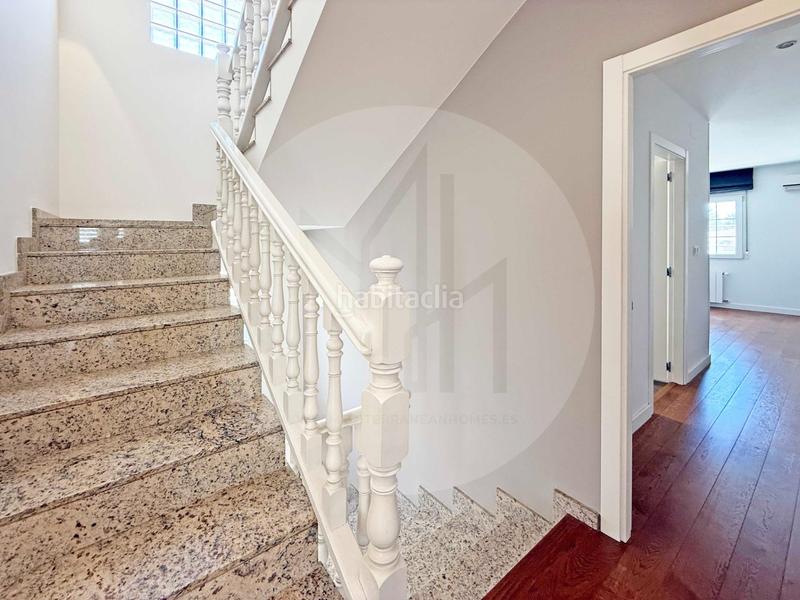 Foto 699d28b0-d3f2-47aa-8e78-73fbd4a2a280. Xalet amb calefacció aparcament piscina a Entrepinos Eliana (l´)