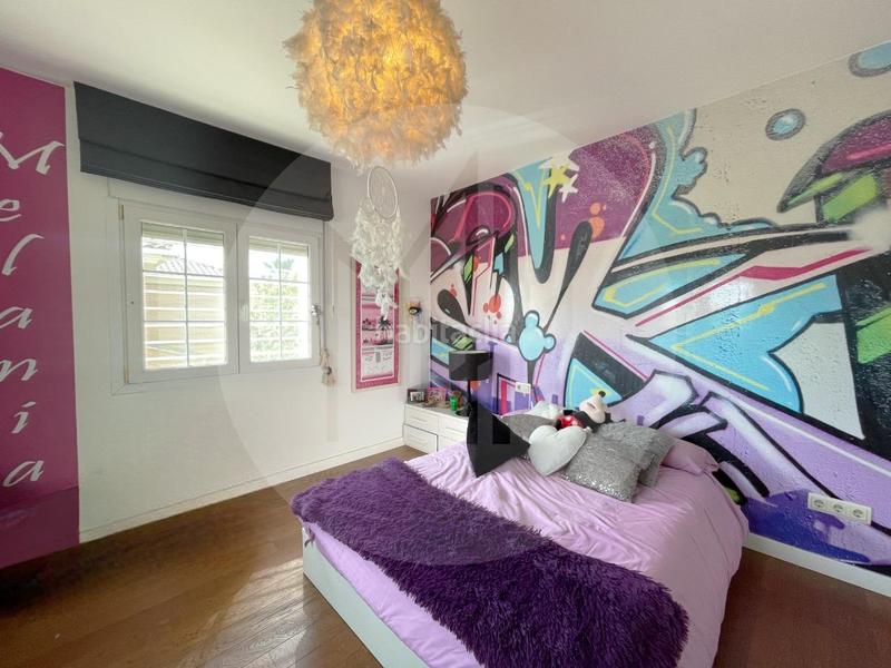 Foto e0ddd2e9-1755-4012-a62d-2d0d5743b355. Xalet amb calefacció aparcament piscina a Entrepinos Eliana (l´)