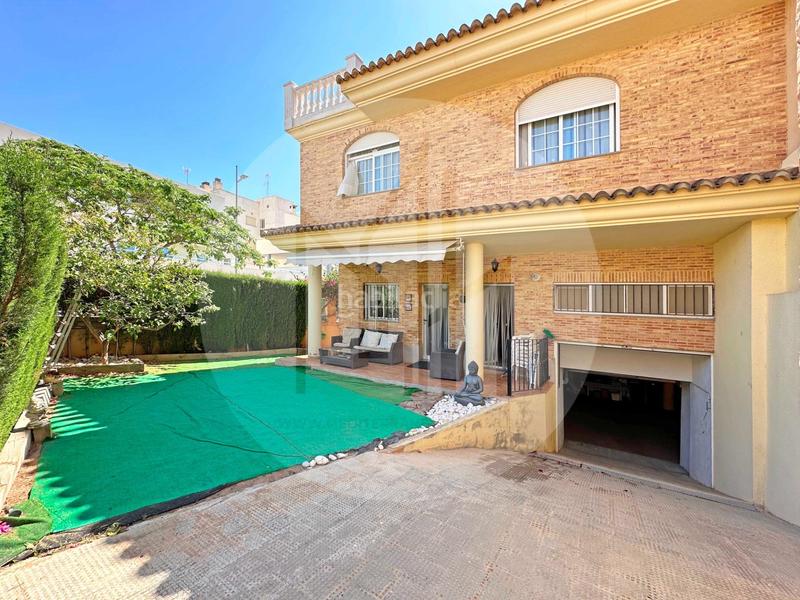 Foto 064f96c8-17ef-499e-ba57-26a469ab0609. Casa bifamiliare con riscaldamento parcheggio in Doctor Palos - Alto Palancia Sagunt