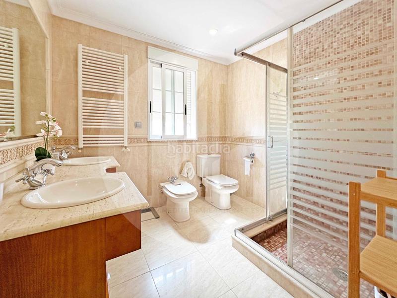 Foto 0c4b5249-3ad2-4b77-a028-74350bc0a6ca. Maison jumelée avec chauffage parking dans Doctor Palos - Alto Palancia Sagunt