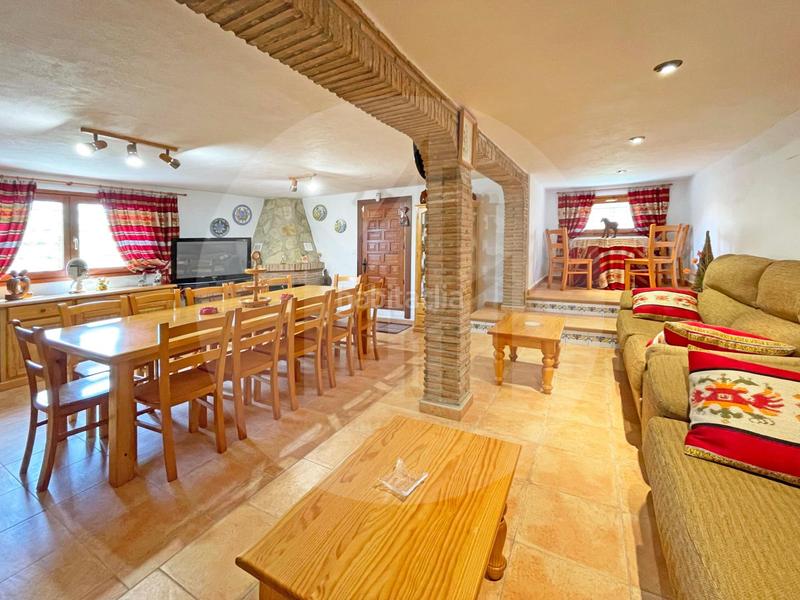 Foto 0d1441a9-fbc0-4682-a463-673daefb0978. Maison avec piscine dans Las Pedrizas Chiva