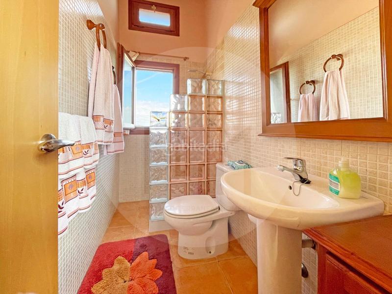 Foto 83522328-b324-43b2-a822-f4d87151b17e. Maison avec piscine dans Las Pedrizas Chiva