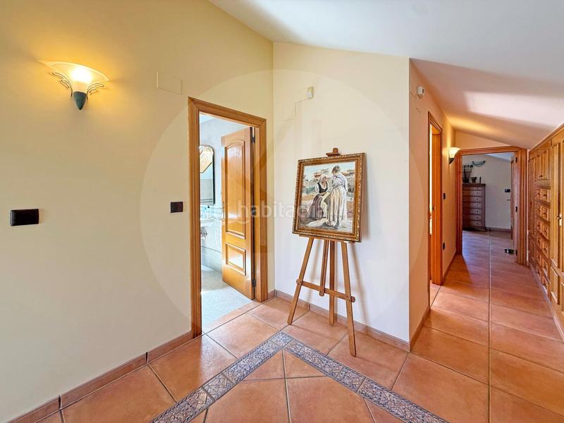 Foto 0d481166-9428-4820-97fe-0ee404504792. Chalet with heating parking pool in Corinto-Almardà Sagunt