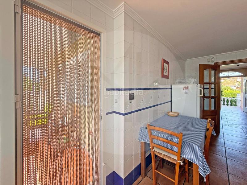 Foto 49e70515-819a-4525-bf64-f02b0f9af3f0. Chalet with heating parking pool in Corinto-Almardà Sagunt