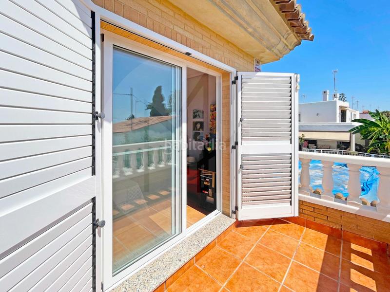 Foto be4efde1-2b1f-43ca-b015-d019e5091c94. Chalet with heating parking pool in Corinto-Almardà Sagunt