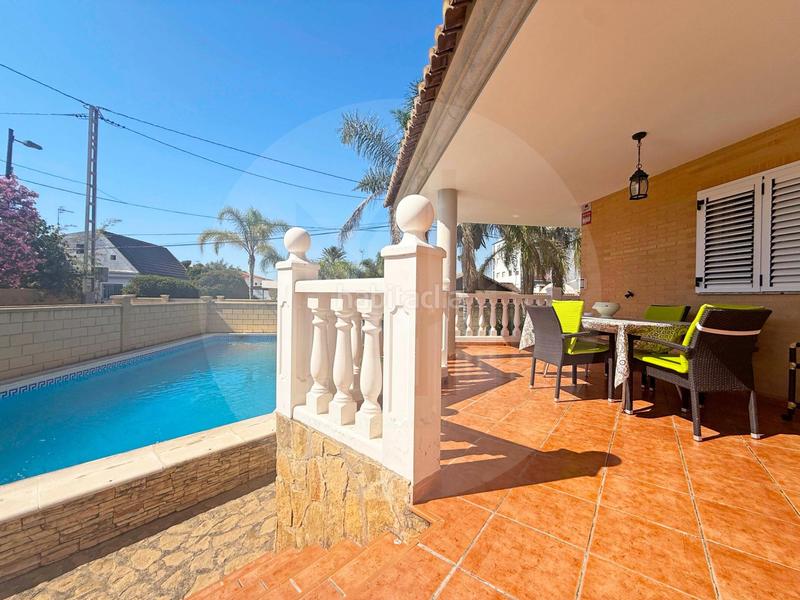 Foto 55ae6f8a-1cb4-43b0-ac3b-4c9a744c1573. Chalet con riscaldamento parcheggio piscina in Corinto-Almardà Sagunt