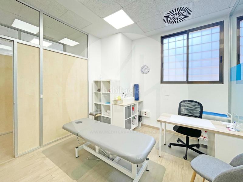 Foto cc620c41-ef24-43b2-a763-564386f13744. Local comercial a Mestalla Valencia