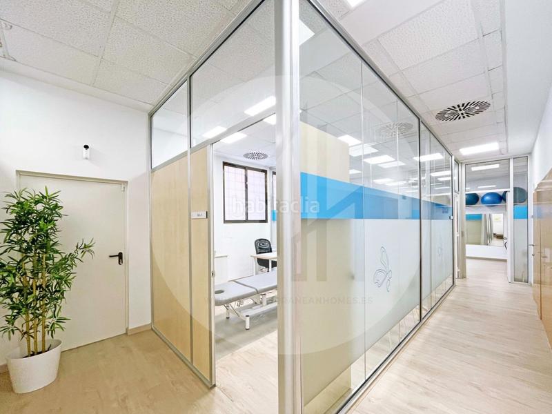 Foto 84ae2891-9e39-4589-b85e-9c2c26f1a1c9. Locale commerciale in Mestalla Valencia