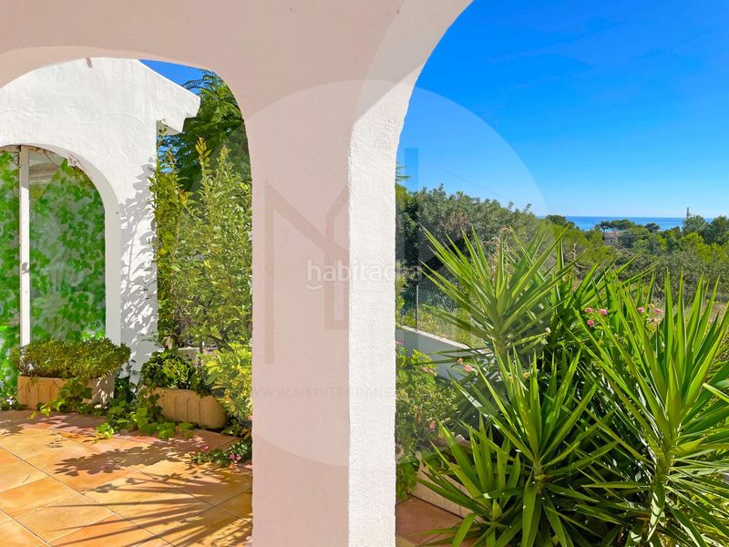 Foto c02531be-cd11-421c-99d1-260f9802a1e5. Semi detached house with parking in Alcossebre