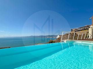 Semi detached house in El Faro