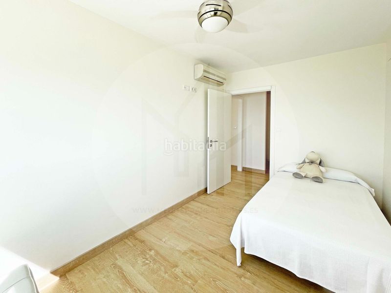 Foto bb57d518-3303-45b8-afa4-85fc7f192283. Casa adosada en El Faro Cullera