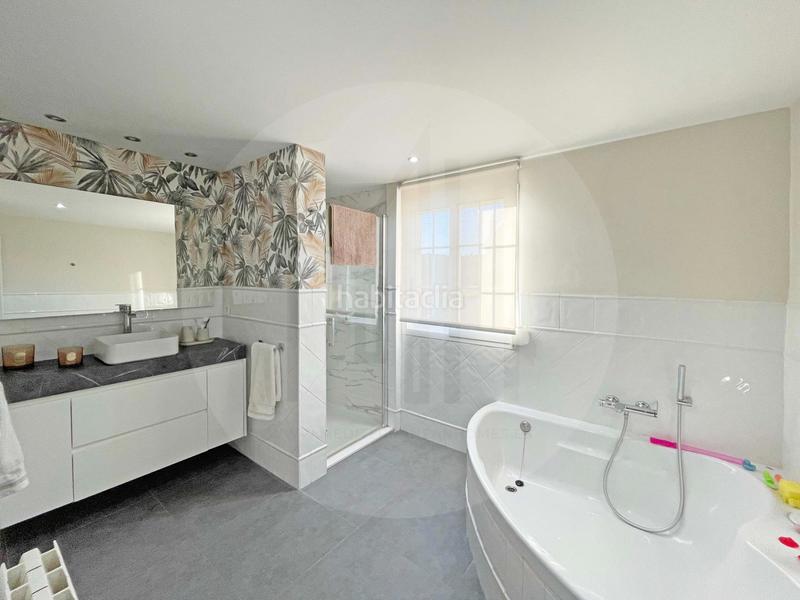 Foto d6f078e0-56e8-4585-adb3-7de11ec48e55. Alquiler casa pareada en Alfinach - Monasterios Puçol