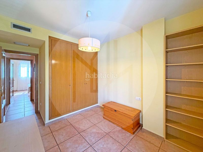 Foto 3d0bb0d8-55ef-45a4-a10b-5f914a34a244. Casa adossada amb aparcament a Massamagrell