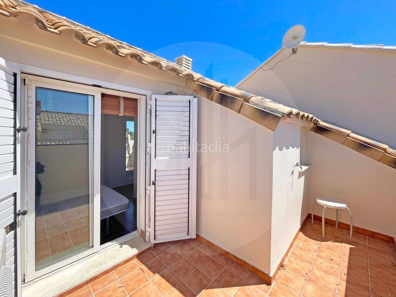 Foto f9a471d3-24a7-4141-ac65-ce3303fc5324. Duplex con parcheggio piscina in Corinto-Almardà Sagunt